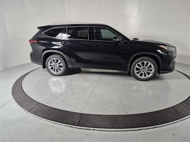 new 2026 Toyota Highlander car, priced at $53,518