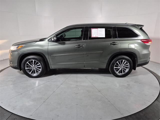 used 2018 Toyota Highlander car, priced at $28,874