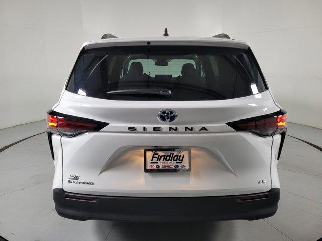 new 2025 Toyota Sienna car, priced at $45,185