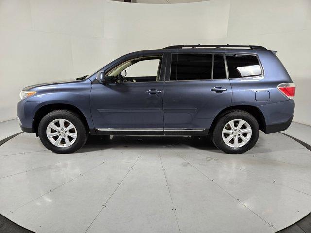 used 2011 Toyota Highlander car, priced at $14,995