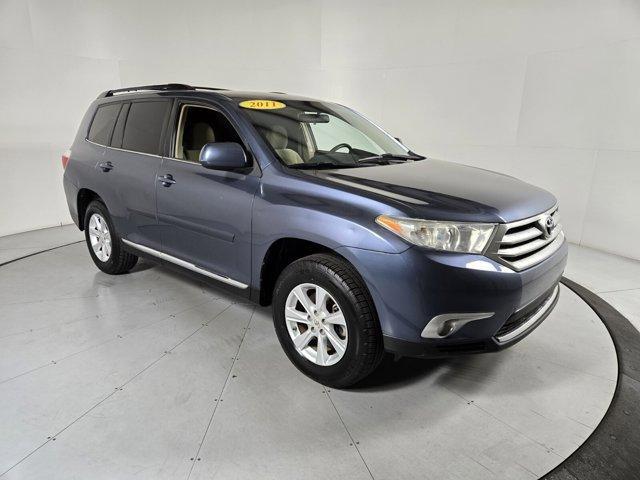 used 2011 Toyota Highlander car, priced at $14,995