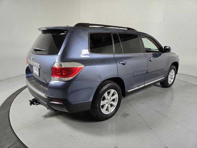 used 2011 Toyota Highlander car, priced at $14,995