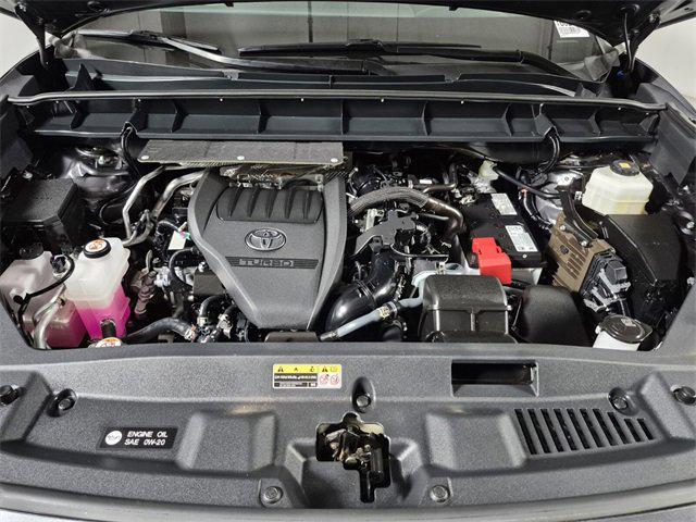 used 2023 Toyota Highlander car, priced at $35,674