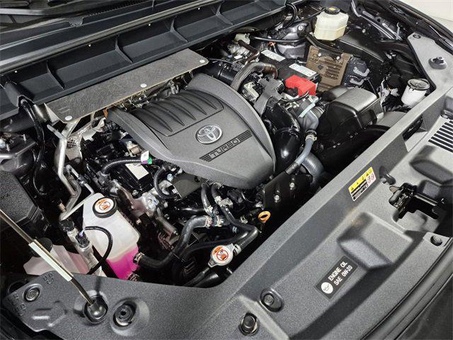 used 2023 Toyota Highlander car, priced at $35,674