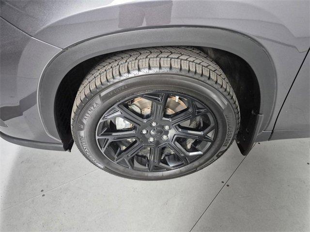 used 2023 Toyota Highlander car, priced at $35,674