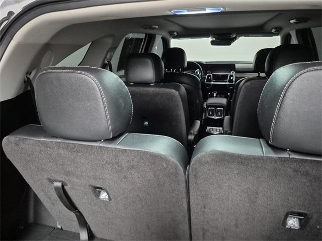 used 2022 Kia Sorento car, priced at $28,774