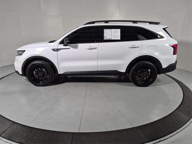 used 2022 Kia Sorento car, priced at $28,774