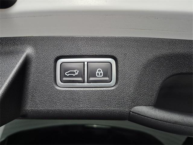 used 2022 Kia Sorento car, priced at $28,774