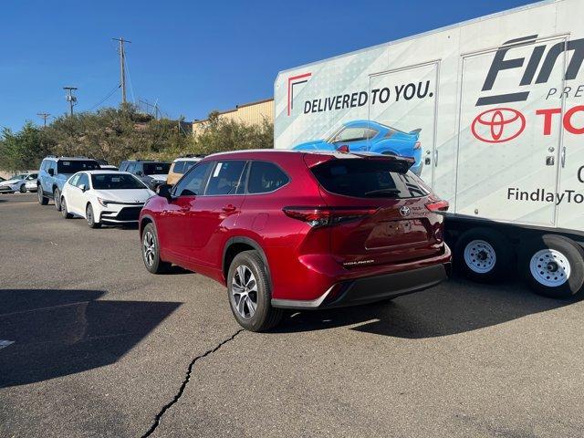 used 2023 Toyota Highlander car, priced at $39,865