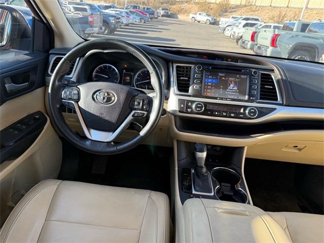 used 2018 Toyota Highlander car, priced at $25,987