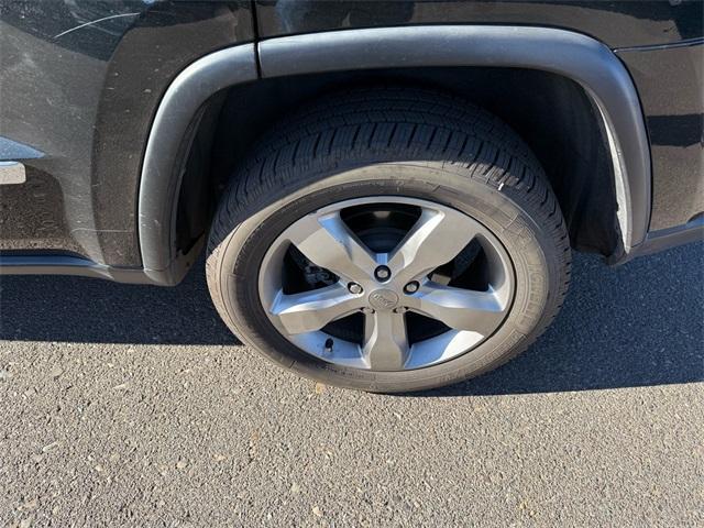 used 2012 Jeep Grand Cherokee car, priced at $12,995