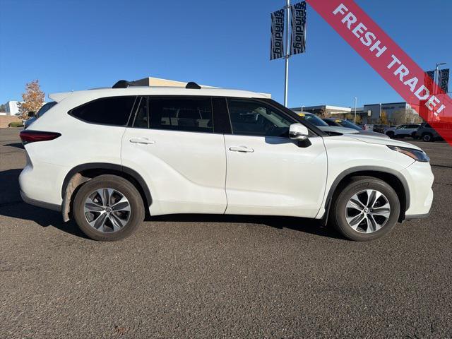 used 2022 Toyota Highlander car, priced at $24,874
