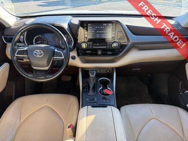 used 2022 Toyota Highlander car, priced at $24,874