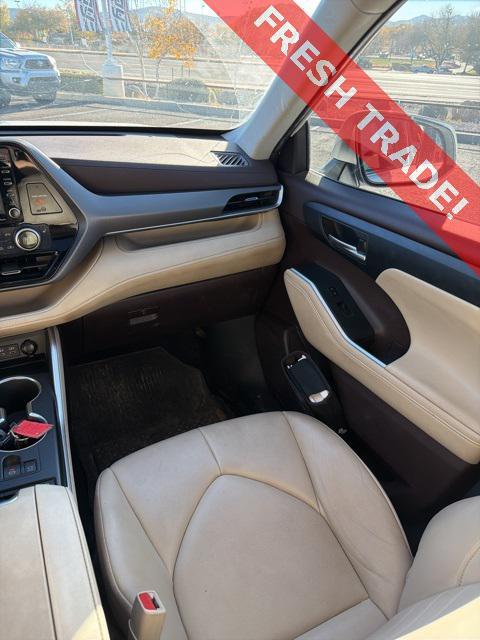 used 2022 Toyota Highlander car, priced at $24,874