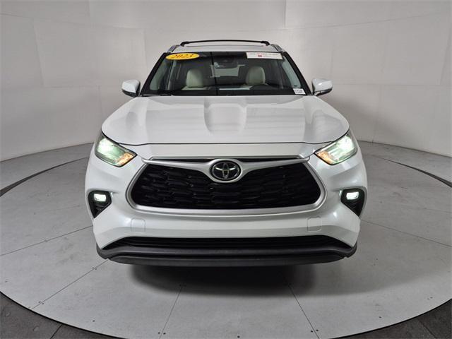 used 2023 Toyota Highlander car, priced at $41,874