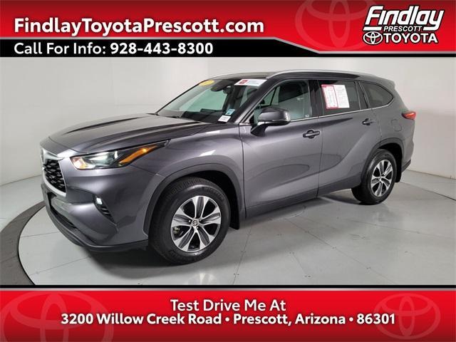 used 2022 Toyota Highlander car, priced at $39,874