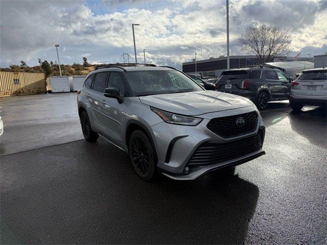 used 2023 Toyota Highlander car, priced at $42,874