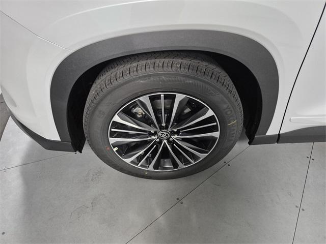 new 2025 Toyota Grand Highlander Hybrid car, priced at $61,931