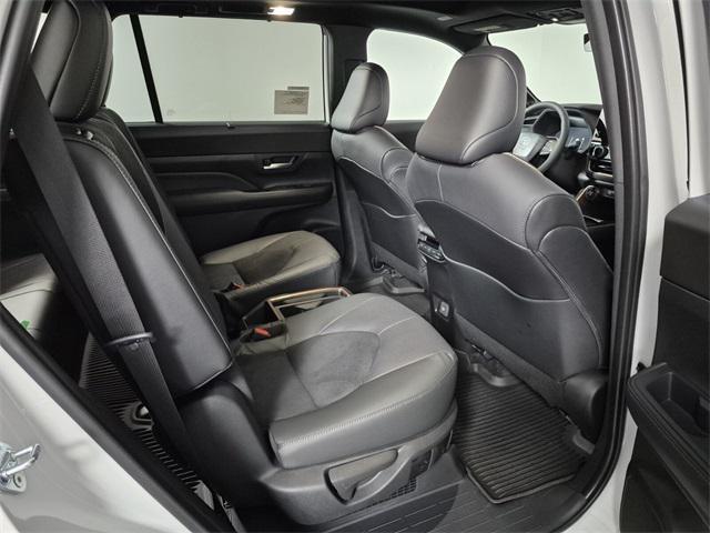 new 2025 Toyota Grand Highlander Hybrid car, priced at $61,931