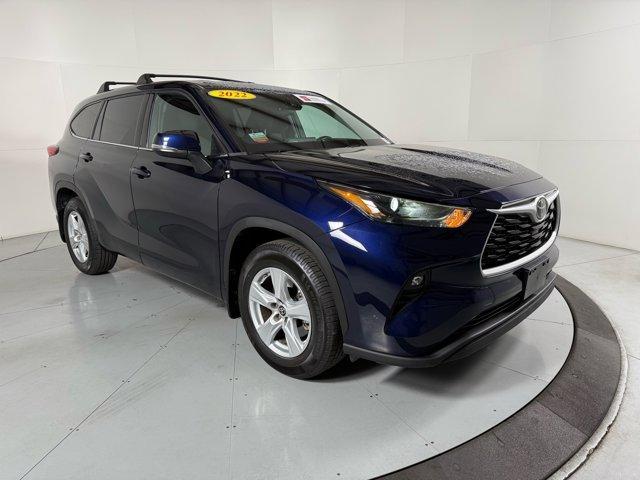 used 2022 Toyota Highlander car, priced at $33,487