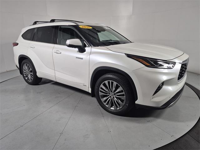 used 2021 Toyota Highlander Hybrid car, priced at $33,974