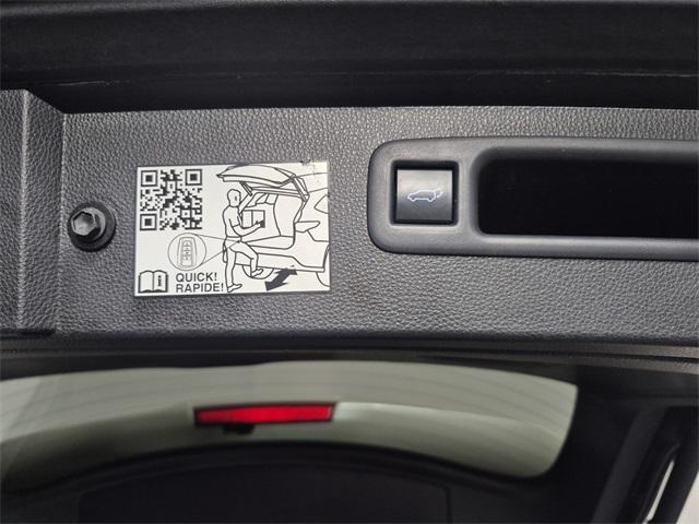 used 2021 Toyota Highlander Hybrid car, priced at $33,974