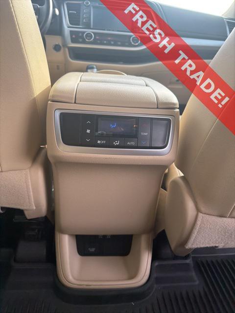 used 2017 Toyota Highlander car, priced at $19,874