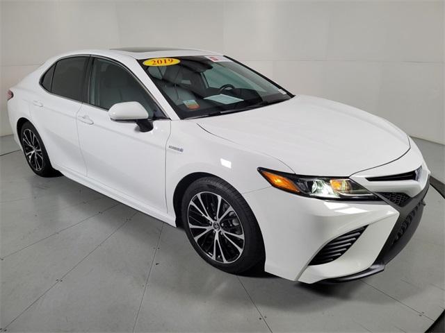 used 2019 Toyota Camry Hybrid car, priced at $24,987