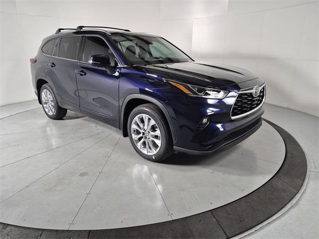 new 2026 Toyota Highlander car, priced at $53,418