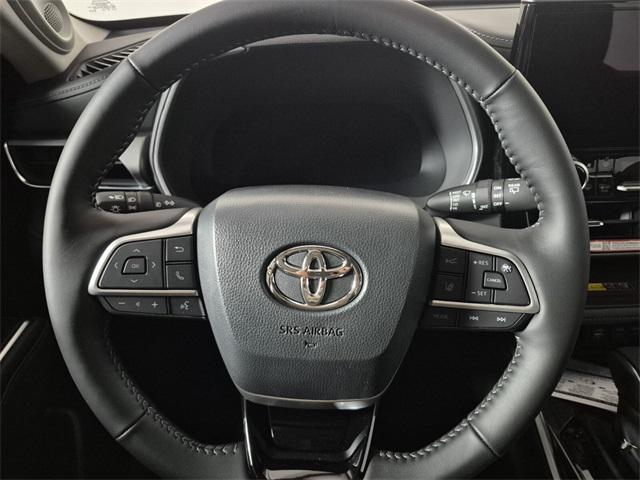 new 2026 Toyota Highlander car, priced at $53,418