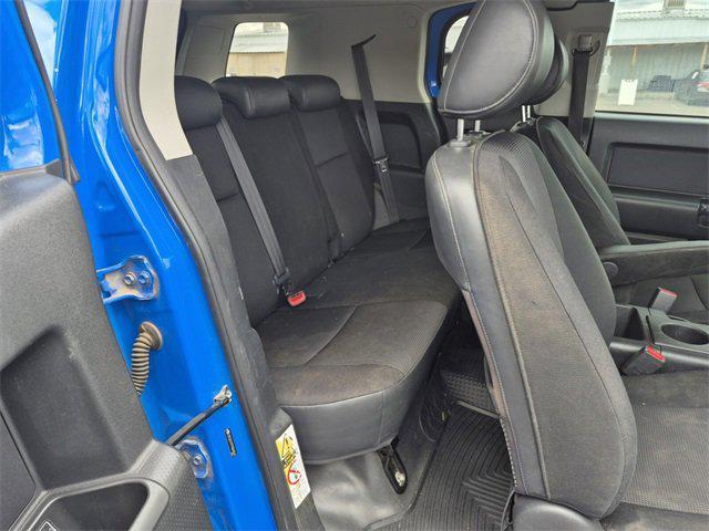 used 2007 Toyota FJ Cruiser car, priced at $14,874