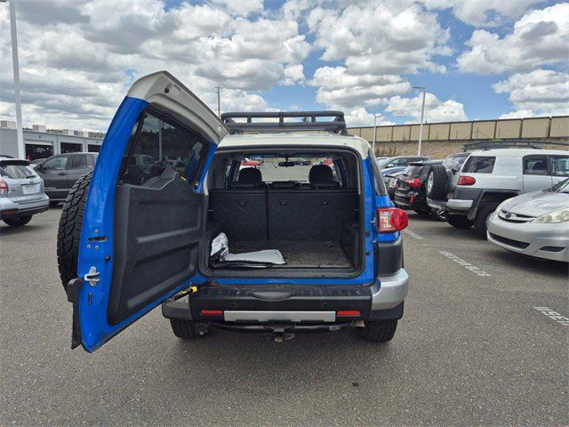 used 2007 Toyota FJ Cruiser car, priced at $14,874