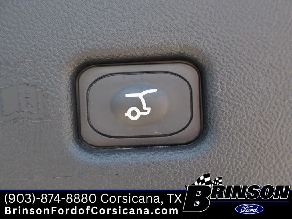 used 2023 Lincoln Nautilus car, priced at $39,600