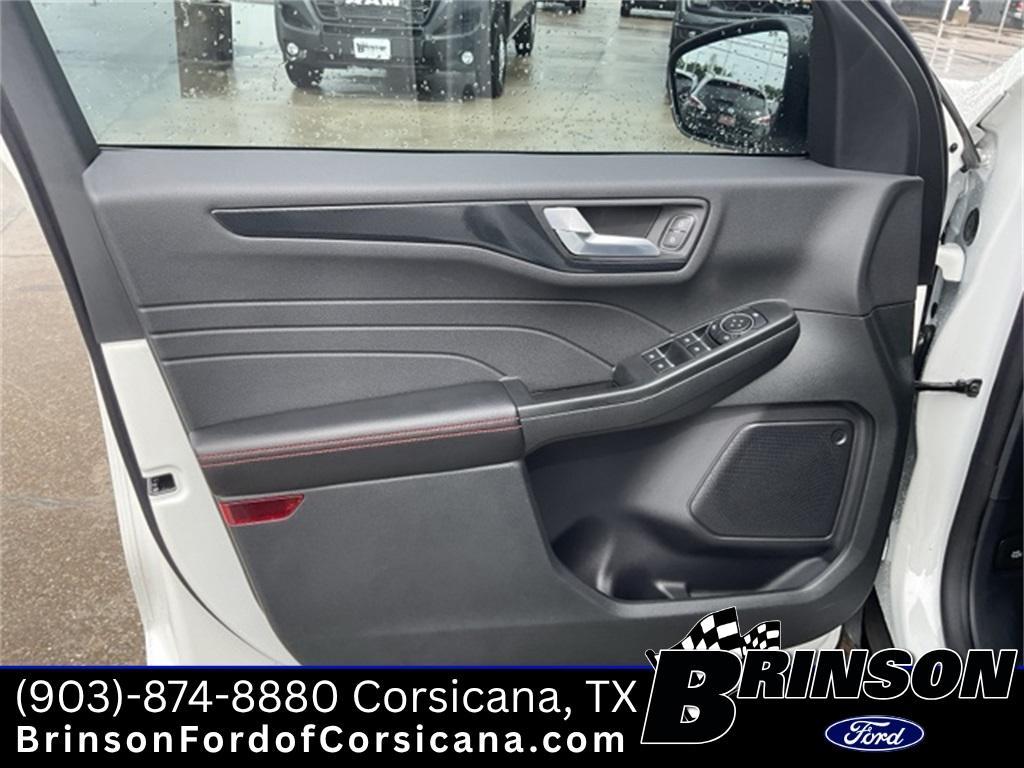 new 2025 Ford Escape car, priced at $27,969