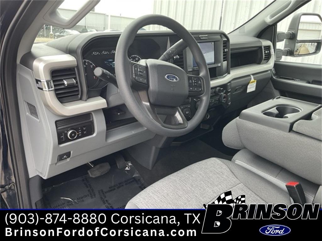 new 2025 Ford F-250 car, priced at $52,469