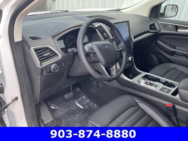 new 2024 Ford Edge car, priced at $38,645