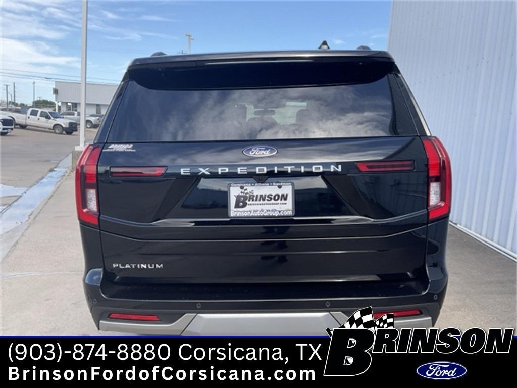 new 2025 Ford Expedition car, priced at $75,969