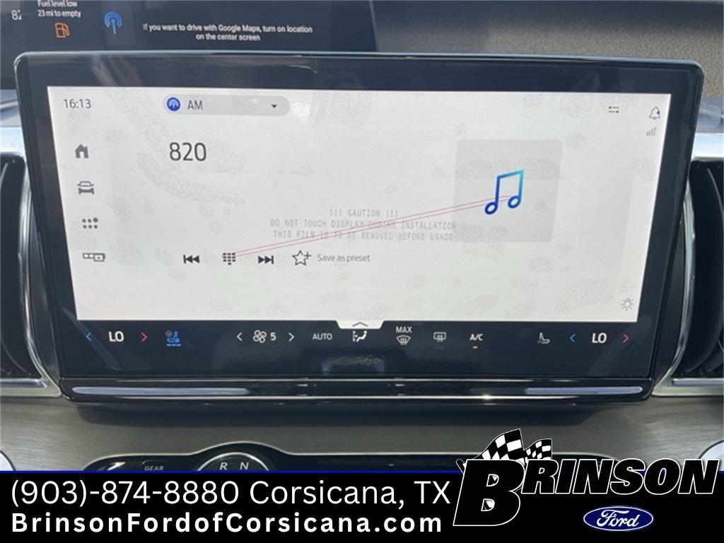 new 2025 Ford Expedition car, priced at $75,969