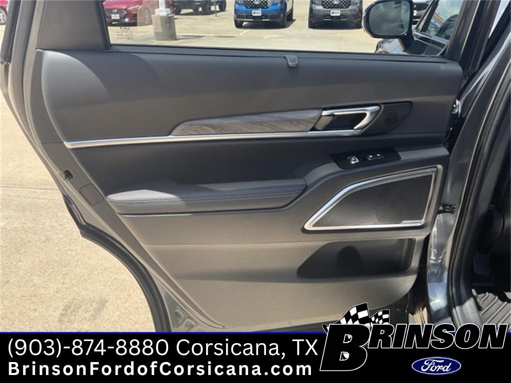 used 2022 Kia Telluride car, priced at $34,800