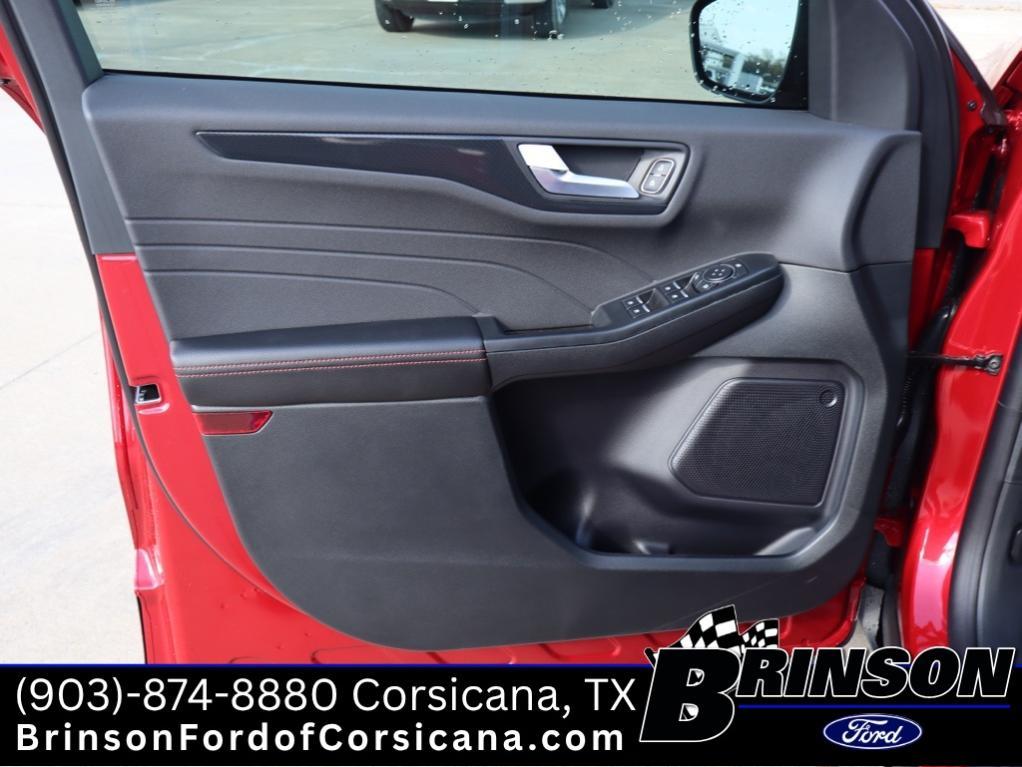 new 2026 Ford Escape car, priced at $29,469