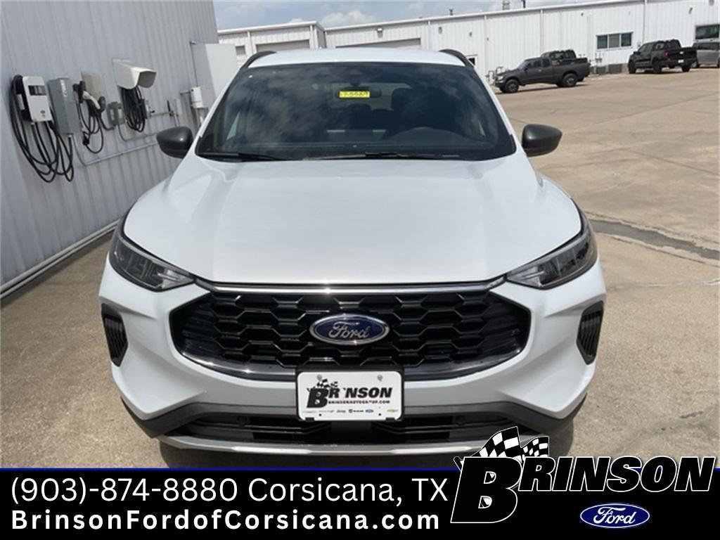 new 2025 Ford Escape car, priced at $25,469
