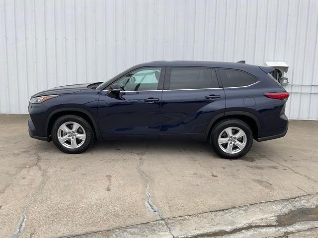 used 2020 Toyota Highlander car, priced at $16,300