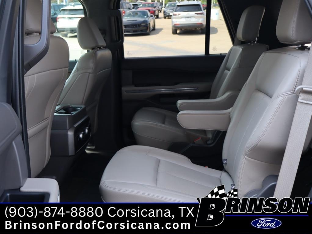 used 2021 Ford Expedition car, priced at $28,991