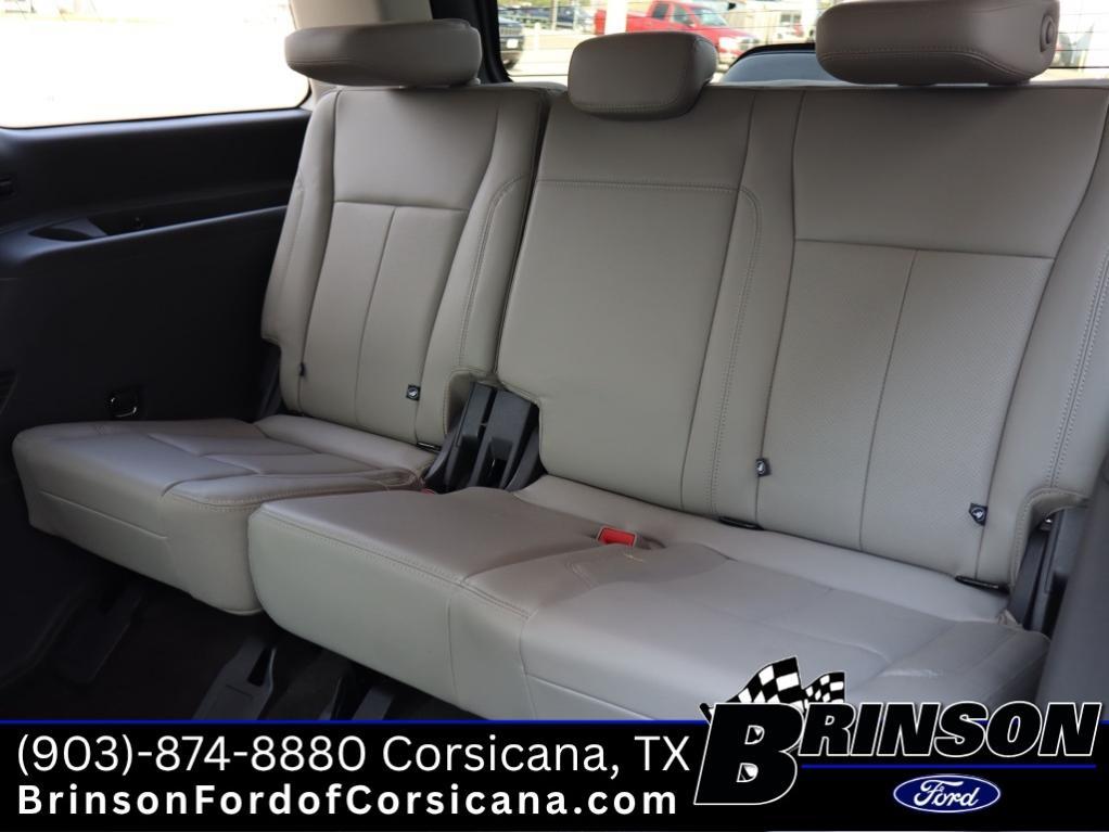 used 2021 Ford Expedition car, priced at $28,991