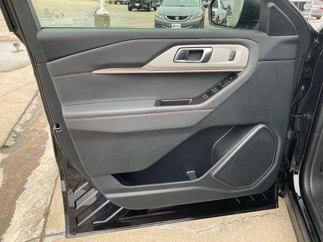 new 2025 Ford Explorer car, priced at $34,969
