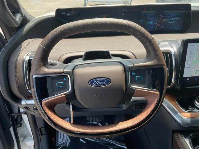 new 2025 Ford Expedition car, priced at $82,969
