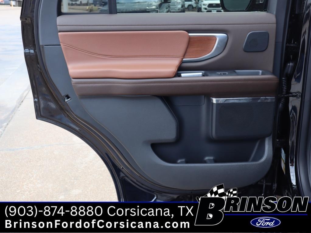 new 2025 Ford Expedition car, priced at $79,969