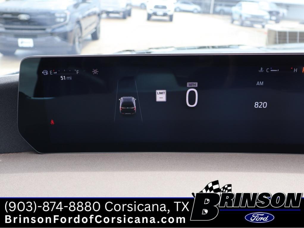 new 2025 Ford Expedition car, priced at $79,969