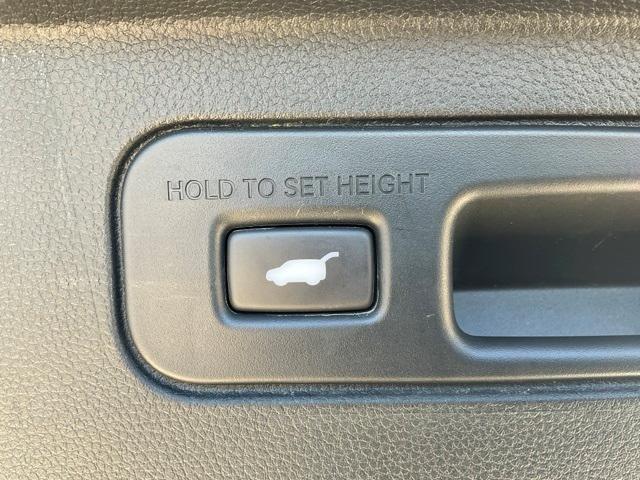 used 2023 Honda Pilot car, priced at $41,600