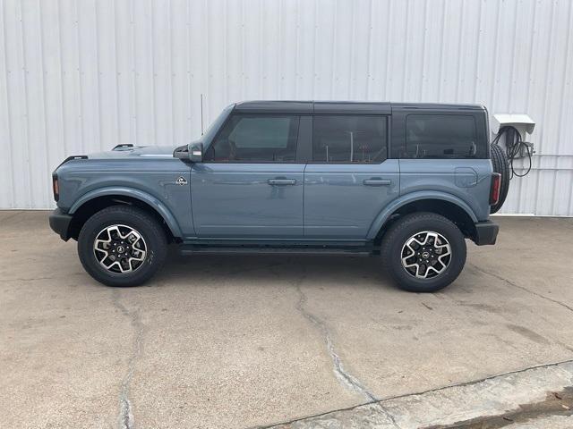 new 2024 Ford Bronco car, priced at $50,027